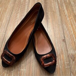 Vionic black suede flats